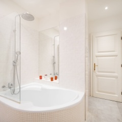 Old town square premium apartments - Bild 9