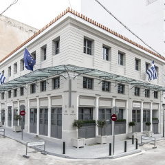 Gallery Suites & Residences, Piraeus - Bild 1