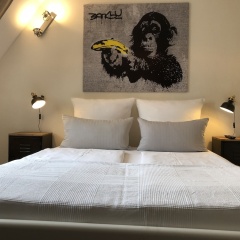 Design Studio Who Killed The Monkey - Bild 4