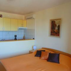 Guest House Hvar Jelsa thumbnail 2