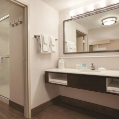 Hampton Inn Brigham City thumbnail 9