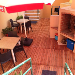 Supertubos Beach Hostel thumbnail 9