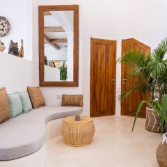 NEW ! Stunning 4BR Jungle View Villa in Lovina - Bild 2