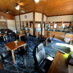 Woodlands Inn & Suites thumbnail 17