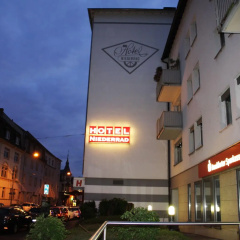 Hotel Niederrad - Self Check In - Bild 1