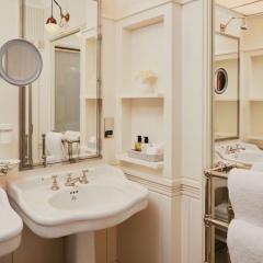 At Sloane - Bild 8