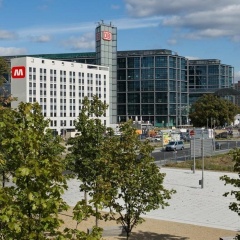 MEININGER Hotel Berlin Hauptbahnhof - Bild 1