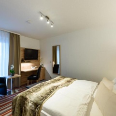 Wellness & Ayurveda Hotel Am Eichenberg - Bild 1