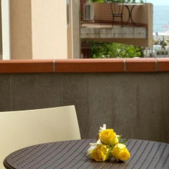 Hotel Clara thumbnail 8
