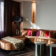 Roomers Frankfurt Central, Autograph Collection - Bild 4