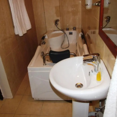 The Grace Land Hotel thumbnail 10