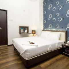 OYO 127 The Reeds Hotel thumbnail 29