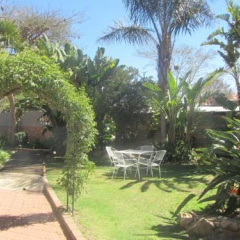 Thatchers Guest House thumbnail 1