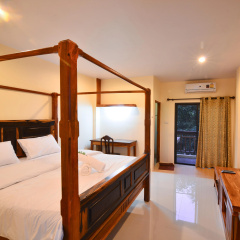 The Boon House thumbnail 1