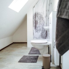 Doppelzimmer 150 m zur TA (Nr. 6) - Bild 12