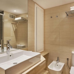NH Sants Barcelona - Bild 16