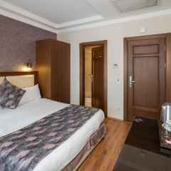 Aristocrat Hotel - Bild 4