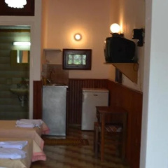 Houlis Apartments thumbnail 4