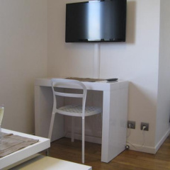 At Home in Paris - Bild 7