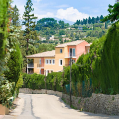 Adonis Mougins thumbnail 22