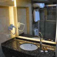 Hotel Grand Plus - Bild 8