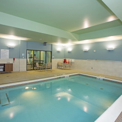 Holiday Inn Express & Suites Pittsburgh North Shore by IHG thumbnail 12