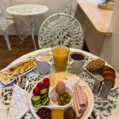 Oasis Inn Budapest - Bild 12