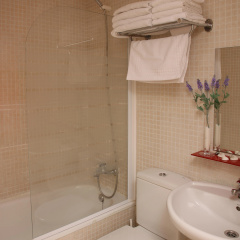 MH Apartments Ramblas - Bild 8