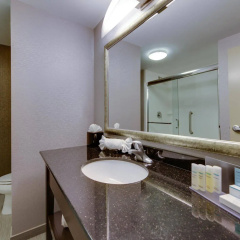 Hampton Inn & Suites Philadelphia/Bensalem thumbnail 9
