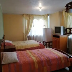 MARSHALL HOUSE photo 2