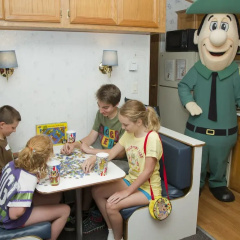 Yogi Bear's Jellystone Park Camp-Resort Wisconsin Dells thumbnail 11