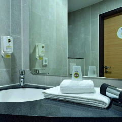 B&B HOTEL Köln-Ehrenfeld - Bild 10