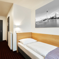 McDreams Hotel Düsseldorf-City - Bild 5