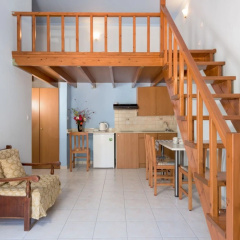 Vlycha Beach Apartments thumbnail 10