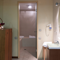 Efplias Hotel Apartments and Suites - Bild 8