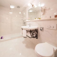 Priska Luxury Rooms thumbnail 8