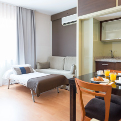 Senator Barcelona Apartments - Bild 5