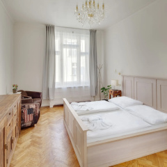 Old Town Square Apartments - Bild 5
