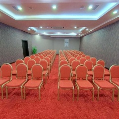 Mom Hotel - Bild 11