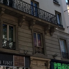 Trianon Gare de Lyon - Bild 1