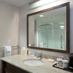 Hampton Inn & Suites by Hilton, Airdrie, AB, Canada thumbnail 9