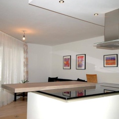 Old City Apartment with Large Terrace - Bild 10