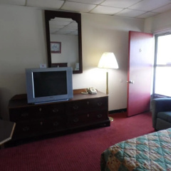 Tazewell Motel thumbnail 3
