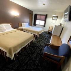 Woodlands Inn & Suites thumbnail 28
