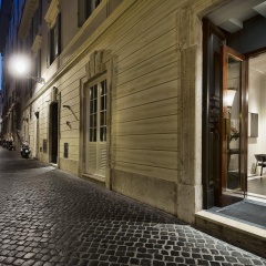 J.K. Place Roma - Bild 1
