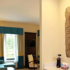 Hampton Inn & Suites Stroudsburg Pocono Mountains thumbnail 5