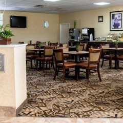 Отель Quality Inn & Suites Near Fairgrounds Ybor City США, Тампа - отзывы, цены и фото номеров - забронировать отель Quality Inn & Suites Near Fairgrounds Ybor City онлайн фото 49
