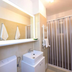 Tower Accommodation thumbnail 8