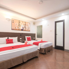 RedDoorz near Le Van Luong Street thumbnail 3