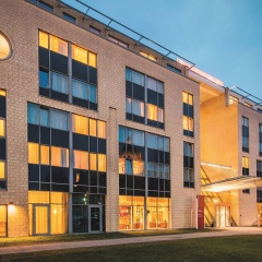 Vienna House Easy by Wyndham Wuppertal - Bild 1